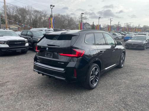 Black Sapphire Metallic 2024 BMW X1 xDrive28i