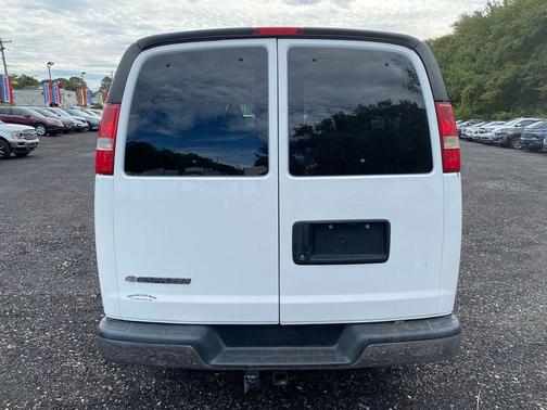 2017 Chevrolet Express 3500 LT