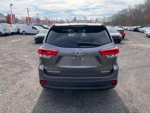 Predawn Gray Mica 2019 Toyota Highlander XLE