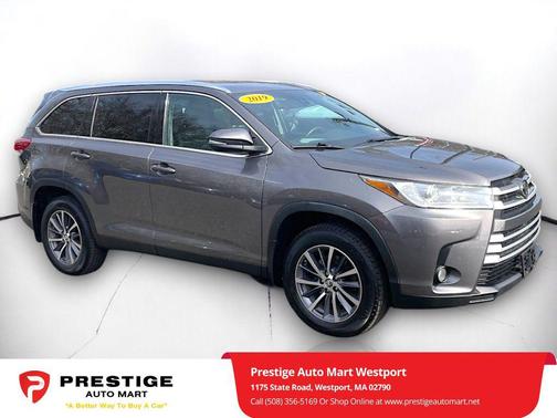 Predawn Gray Mica 2019 Toyota Highlander XLE