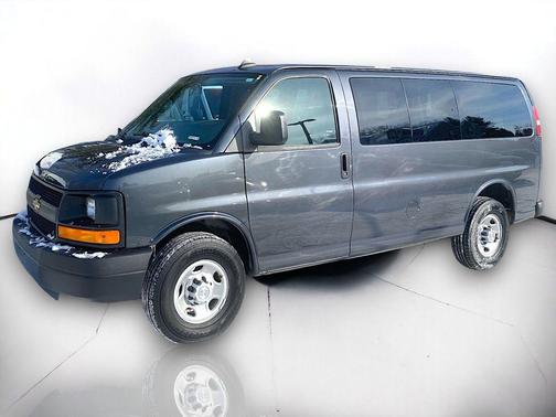2016 Chevrolet Express 2500 LS