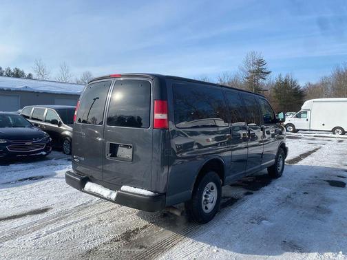 2016 Chevrolet Express 2500 LS