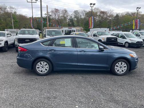 Blue Metallic 2019 Ford Fusion S