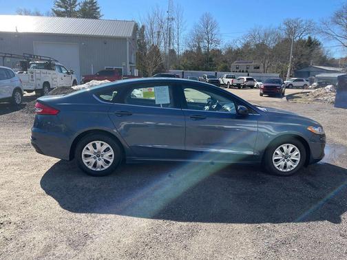 2019 Ford Fusion S