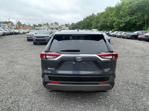 Magnetic Gray Metallic 2019 Toyota RAV4 Limited