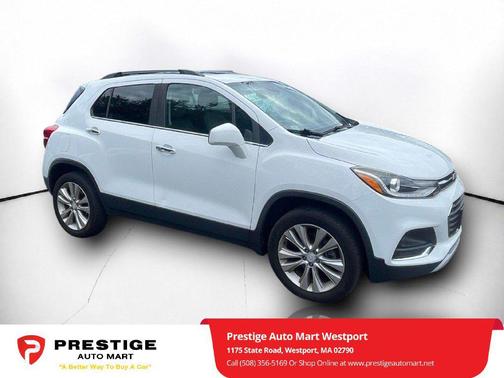 Summit White 2017 Chevrolet Trax Premier