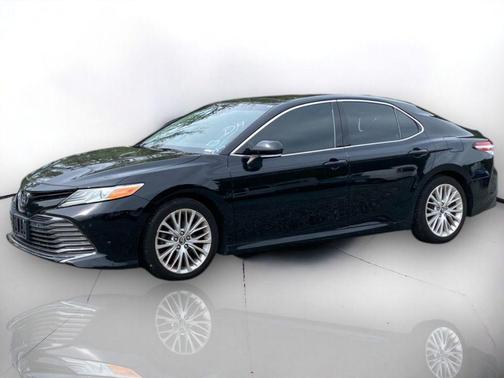 2018 Toyota Camry XLE
