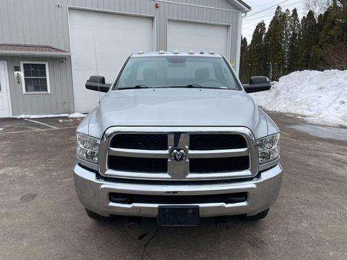 2018 RAM 2500 Tradesman Regular Cab 4x4 8' Box