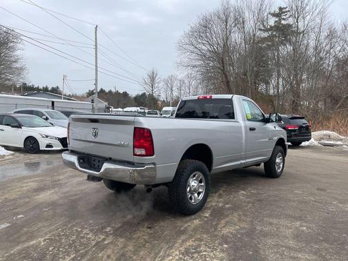2018 RAM 2500 Tradesman Regular Cab 4x4 8' Box