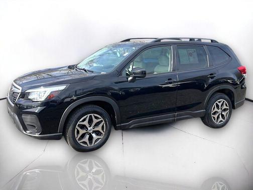 Crystal Black Silica 2020 Subaru Forester Premium
