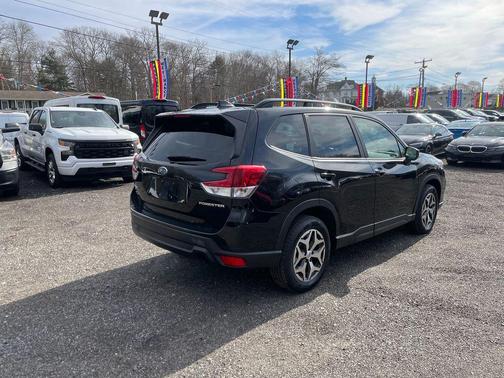 Crystal Black Silica 2020 Subaru Forester Premium