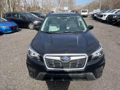 Crystal Black Silica 2020 Subaru Forester Premium