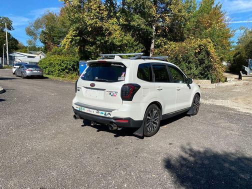 2017 Subaru Forester 2.0XT Touring