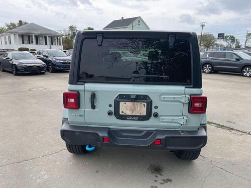 Earl Clearcoat 2023 Jeep Wrangler 4xe Sahara