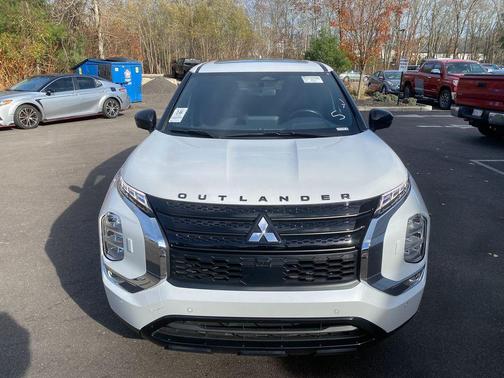 2024 Mitsubishi Outlander SE Ralliart S-AWC