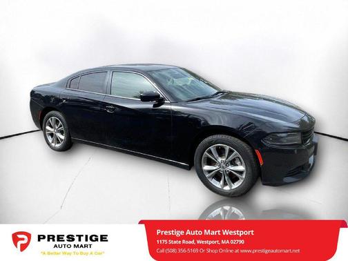 Pitch Black Clearcoat 2021 Dodge Charger SXT