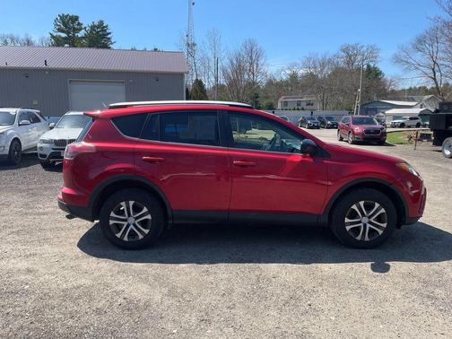 Barcelona Red Metallic 2016 Toyota RAV4 LE