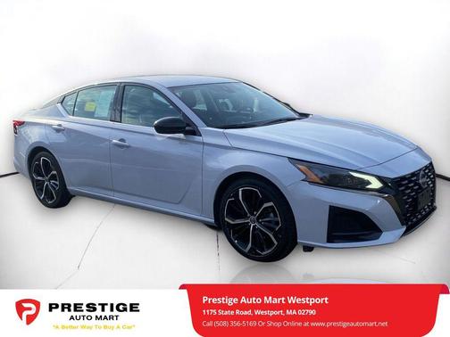 2023 Nissan Altima SR FWD