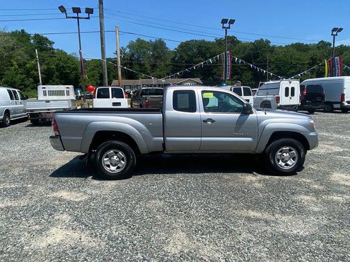 2015 Toyota Tacoma Base