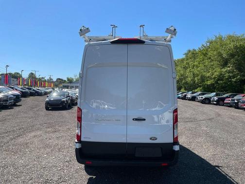 Oxford White 2022 Ford Transit-350 Base