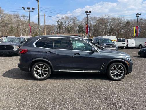 Arctic Gray Metallic 2019 BMW X5 xDrive40i