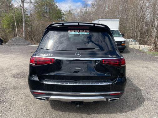 2022 Mercedes-Benz GLS 450 4MATIC