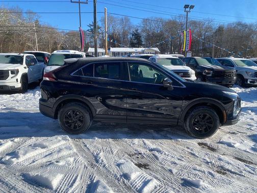 2022 Mitsubishi Eclipse Cross ES