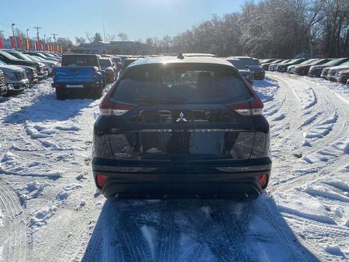 2022 Mitsubishi Eclipse Cross ES