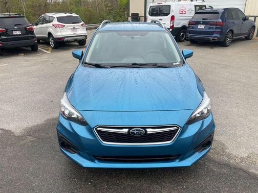 Island Blue Pearl 2017 Subaru Impreza 2.0i Premium
