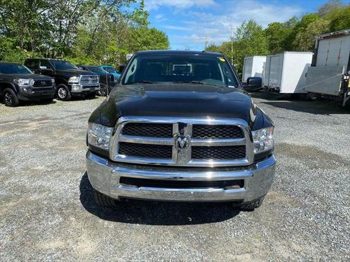 2017 RAM 2500 SLT Crew Cab 4x4 6'4' Box