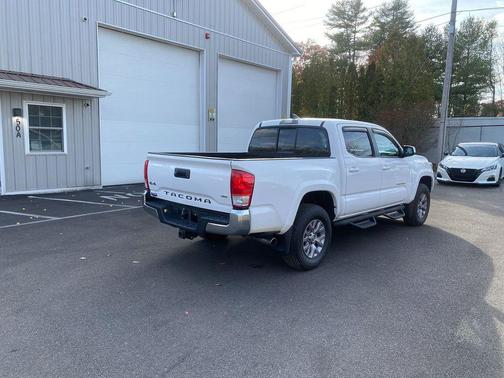 2016 Toyota Tacoma SR5