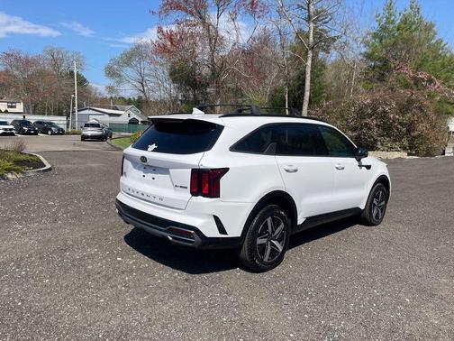 Glacial White Pearl 2021 Kia Sorento EX