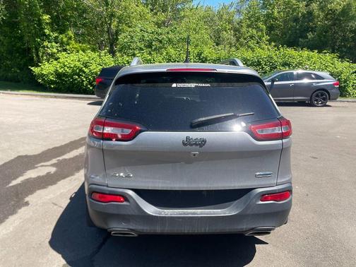 Billet Silver Metallic Clearcoat 2016 Jeep Cherokee Latitude