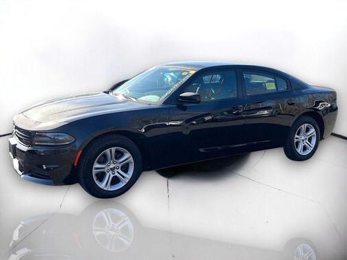 Pitch Black Clearcoat 2020 Dodge Charger SXT