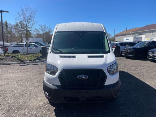 Oxford White 2025 Ford Transit-250 Base