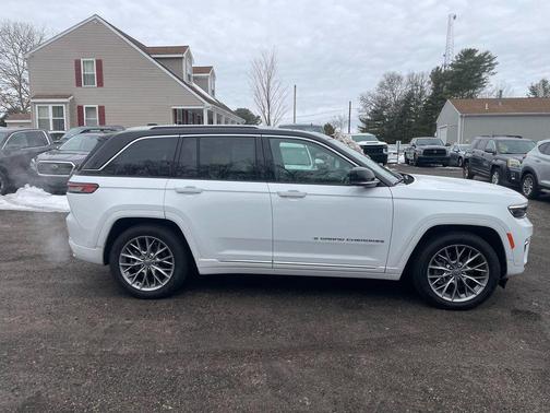 2022 Jeep Grand Cherokee 4xe Summit