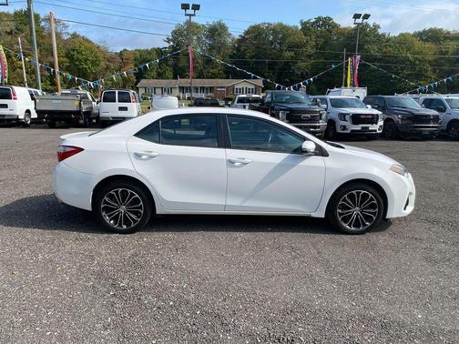 2016 Toyota Corolla S Plus
