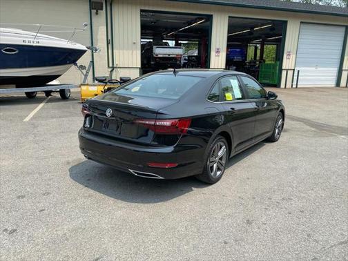 2021 Volkswagen Jetta 1.4T R-Line