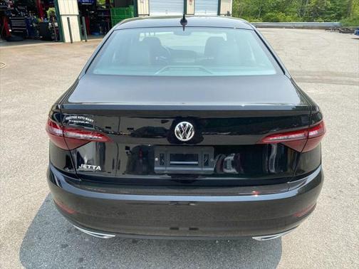 2021 Volkswagen Jetta 1.4T R-Line