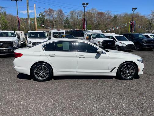 Alpine White 2020 BMW 530 xDrive