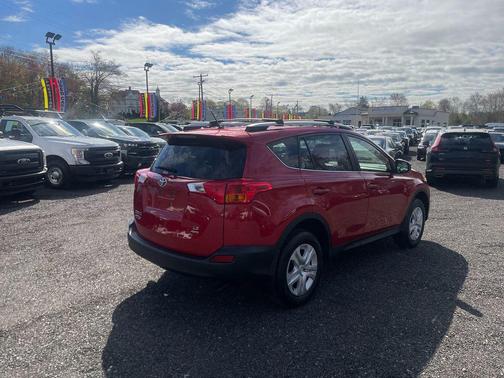 Barcelona Red Metallic 2013 Toyota RAV4 LE