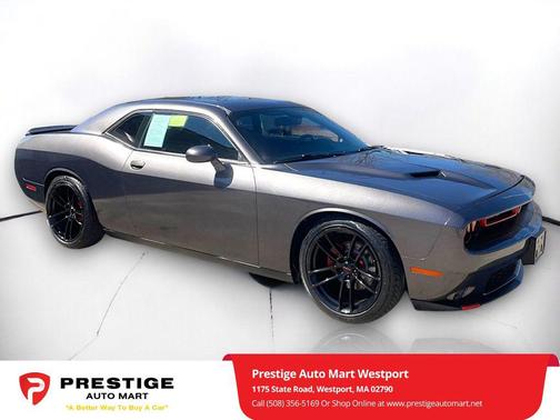 2015 Dodge Challenger SXT