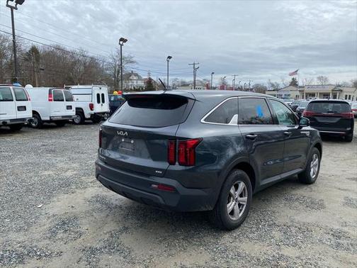 2023 Kia Sorento LX