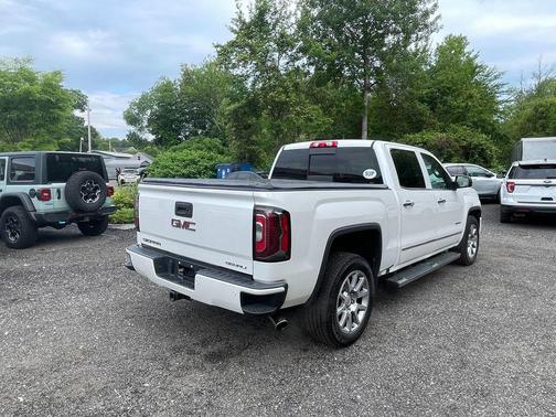 White Frost Tricoat 2017 GMC Sierra 1500 Denali