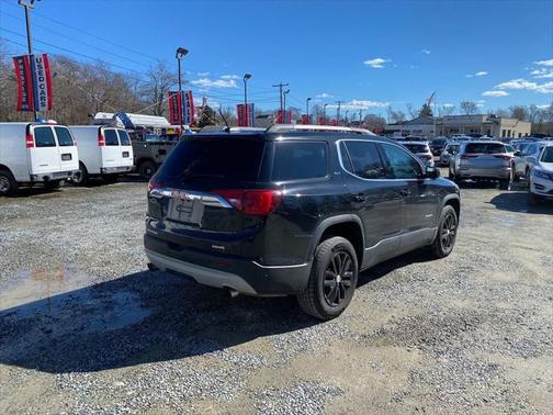 2019 GMC Acadia SLT-1