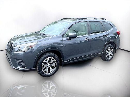 Magnetite Gray Metallic 2023 Subaru Forester Premium