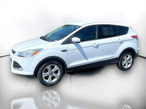 Oxford White 2016 Ford Escape SE