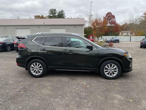 2018 Nissan Rogue SV