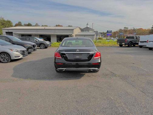 2019 Mercedes-Benz E-Class 4MATIC