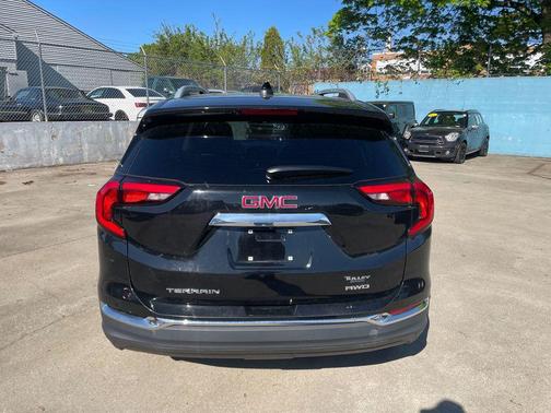 Ebony Twilight Metallic 2018 GMC Terrain SLT